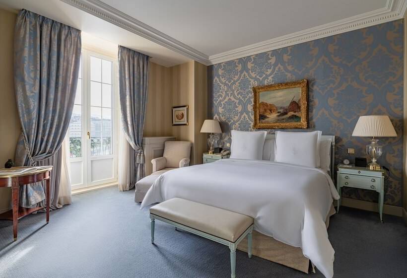 سوییت, Four Seasons Hotel Des Bergues Geneva