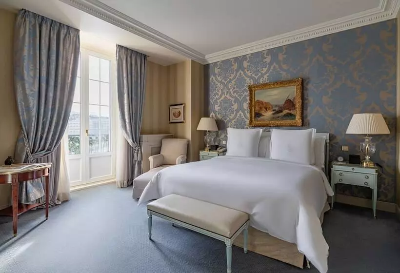 سوییت, Four Seasons Hotel Des Bergues Geneva