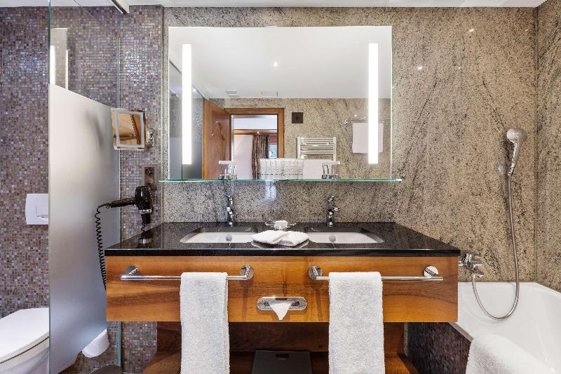 디럭스 룸, Grand Hotel Zermatterhof