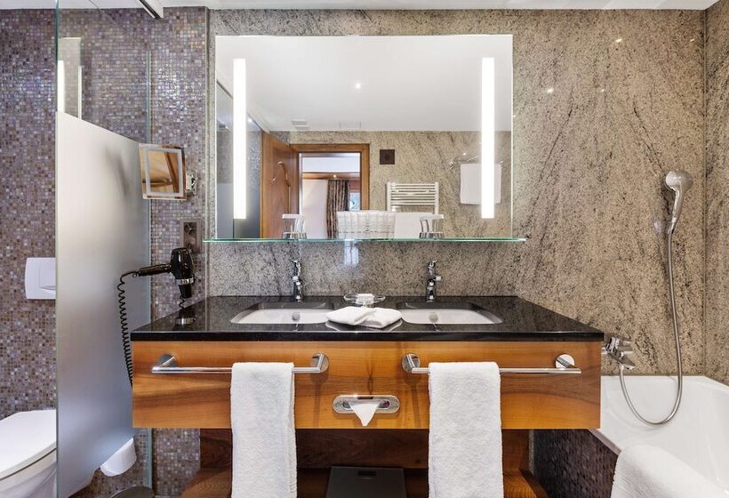 Номер Deluxe, Grand Hotel Zermatterhof