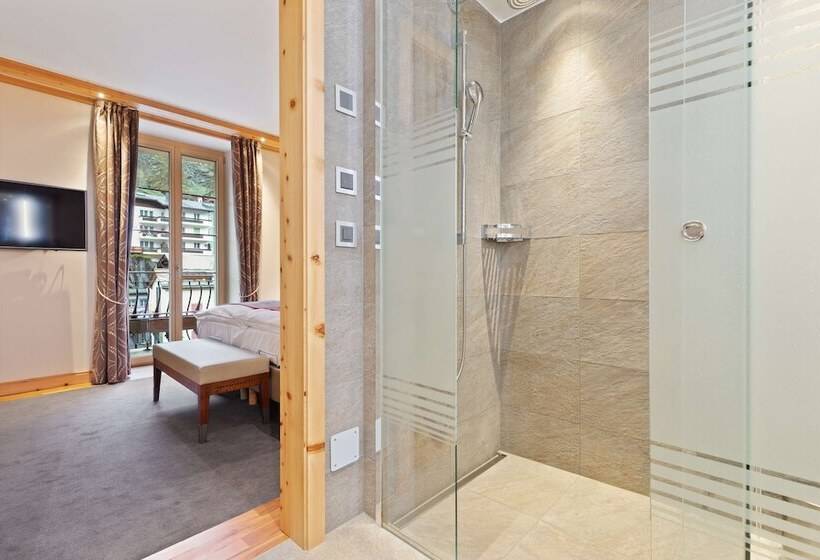 디럭스 전망 룸, Grand Hotel Zermatterhof