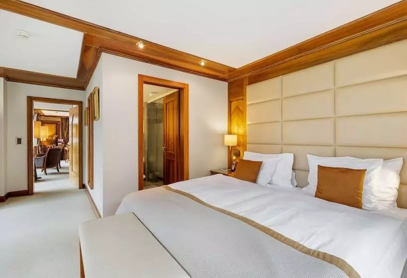 سوئیت با چشم‌انداز, Grand Hotel Zermatterhof