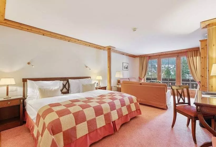 Superior-huone, Grand Hotel Zermatterhof