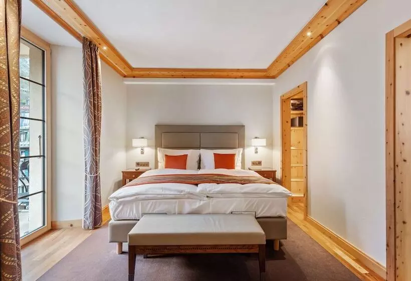 اتاق لوکس با چشم‌انداز, Grand Hotel Zermatterhof