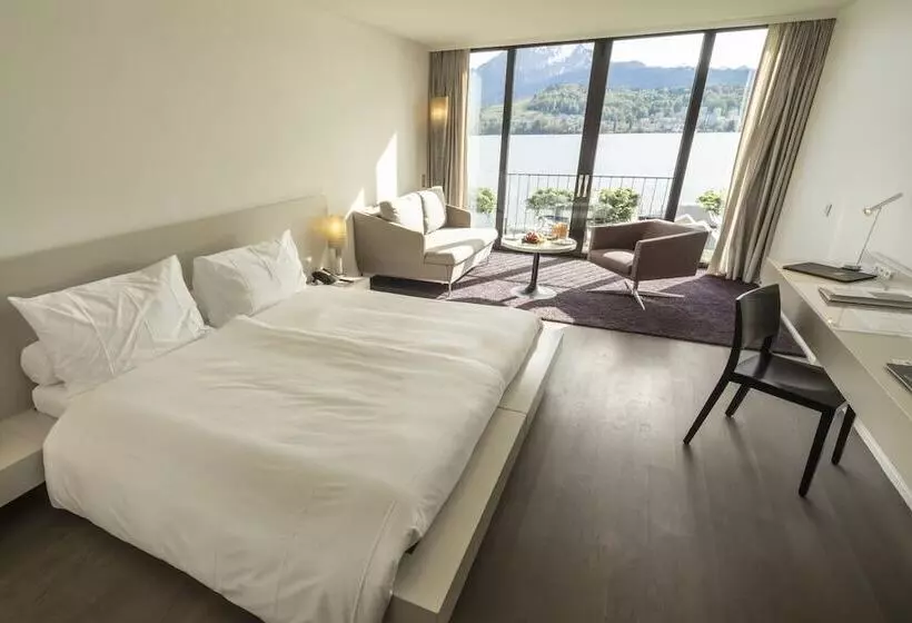 Superior room with lake view, Hermitage Lake Lucerne   Beach Club & Lifestyle