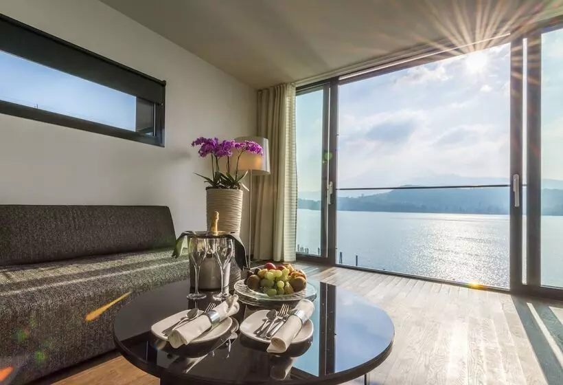 سوییت لوکس, Hermitage Lake Lucerne   Beach Club & Lifestyle