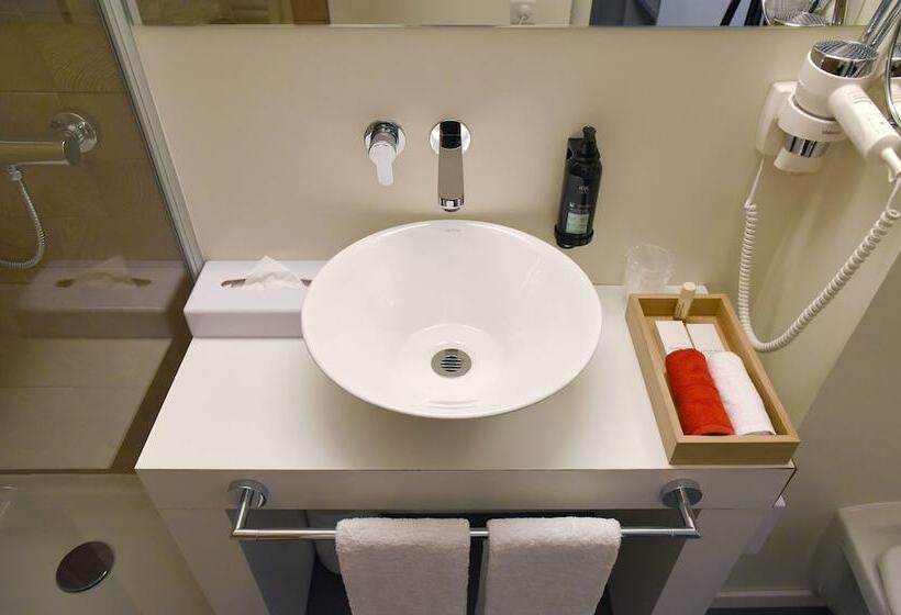 اتاق سوپریور, Home Swiss