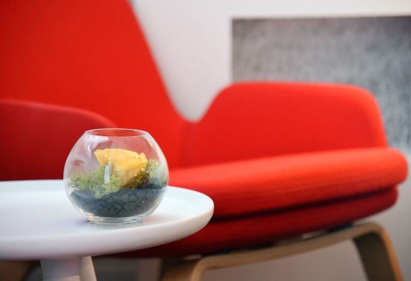 اتاق سوپریور, Home Swiss