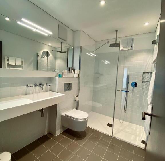 سوییت جونیور, Muller Mountain Lodge