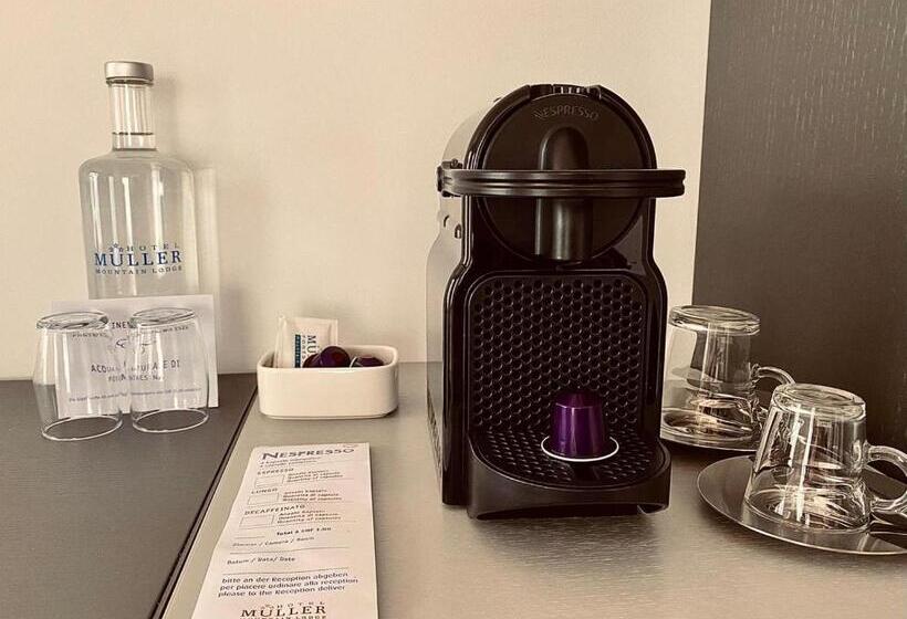 سوییت جونیور, Muller Mountain Lodge