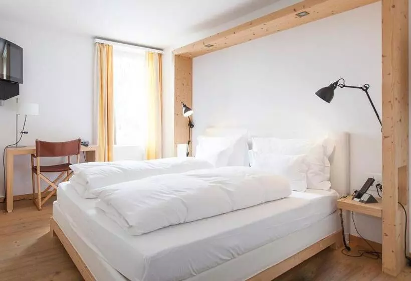 ベーシックルーム, Muller  Mountain Lodge