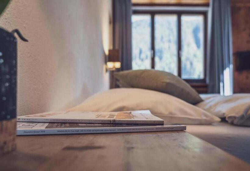 Одноместный Номер Стандарт Двуспальная Кровать, Ochsen By Mountain Hotels