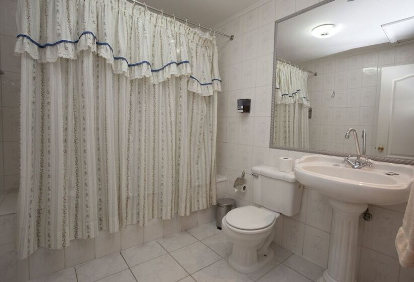 חדר סטנדרט, Plaza