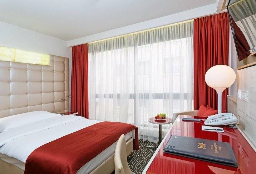 اتاق استاندارد, St. Gotthard