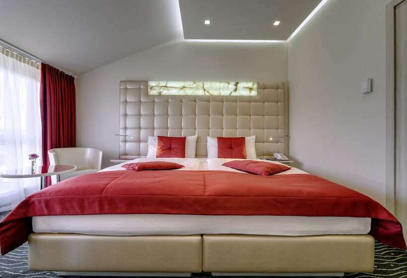 اتاق استاندارد, St. Gotthard