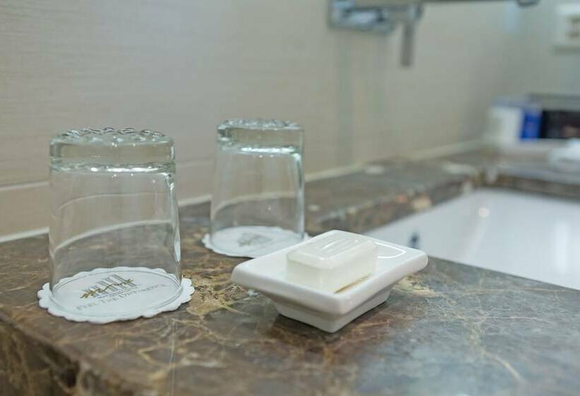 سوئیت سینیور, St. Gotthard