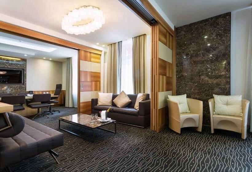 سوئیت پرزیدنت, St. Gotthard