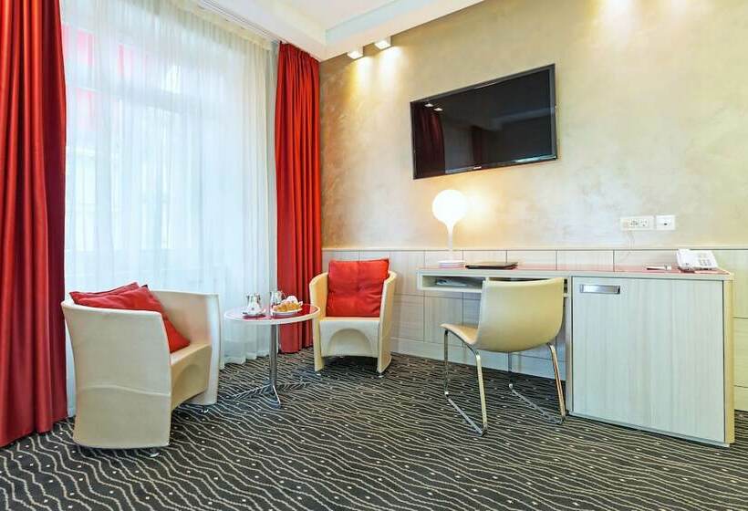 اتاق استاندارد با چشمانداز شهر, St. Gotthard