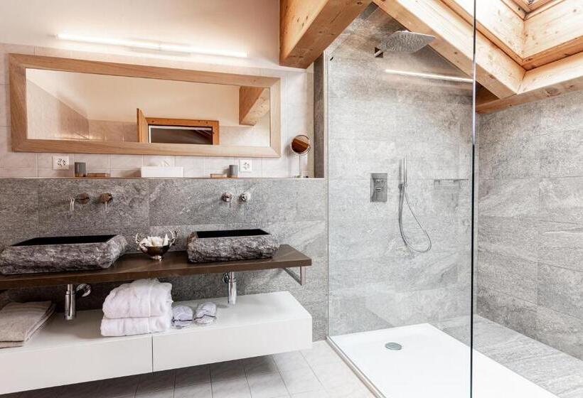 Люкс Вид на Горы, Waldhaus Am See