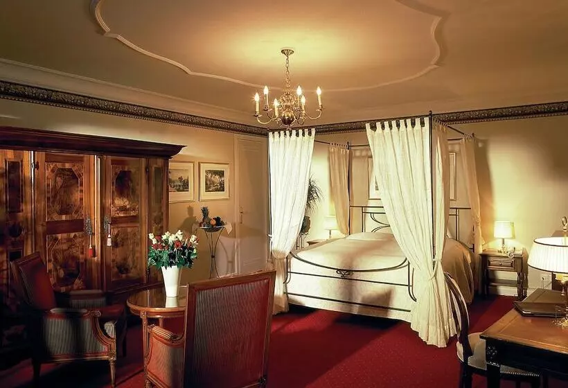 スーペリアールーム, Romantik Hotel Wilden Mann Luzern