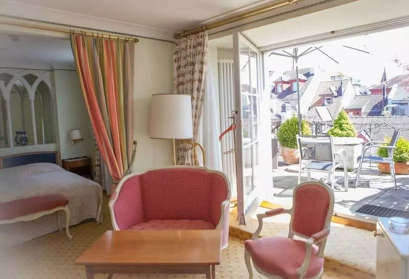 Standard Kolmen Hengen Huone, Romantik Hotel Wilden Mann Luzern