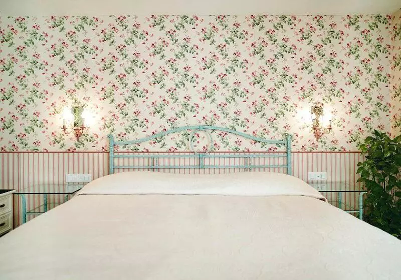 スーペリアールーム, Romantik Hotel Wilden Mann Luzern