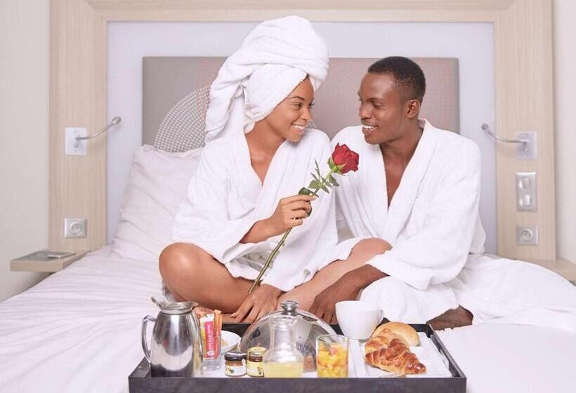 سوییت جونیور, Novotel Abidjan Plateau