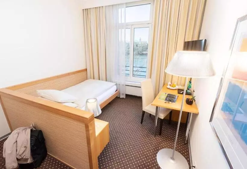 Standard Yhden Hengen Huone, Park Hotel Am Rhein Gesundheitshotel Und Residenzen