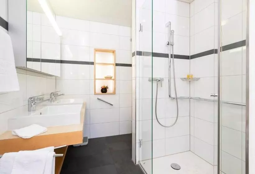 Deluxe-huone Parveke, Park Hotel Am Rhein Gesundheitshotel Und Residenzen