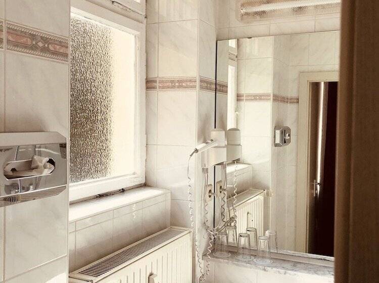 StandaardKamer, Castell Am Kurfurstendamm