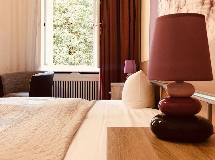 StandaardKamer, Castell Am Kurfurstendamm