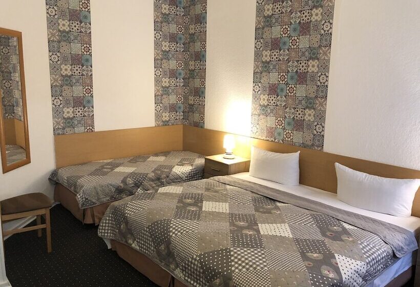 StandaardKamer, Castell Am Kurfurstendamm