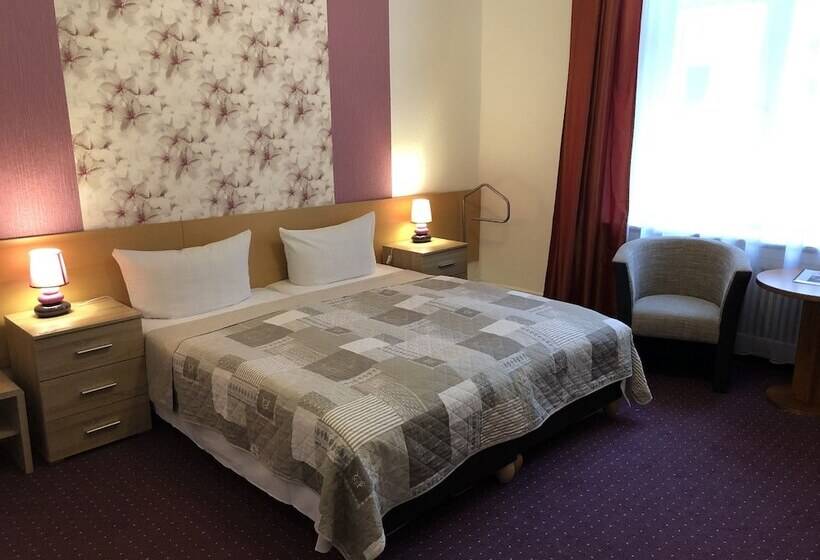 StandaardKamer, Castell Am Kurfurstendamm