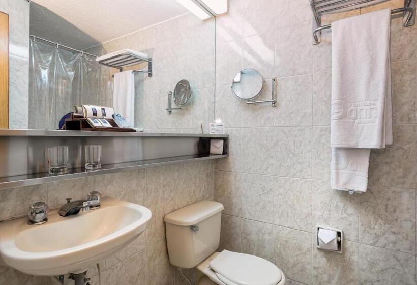 اتاق استاندارد سه نفره, Dann Av. 19