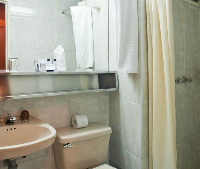 Номер Стандарт Трехместный, Dann Av. 19