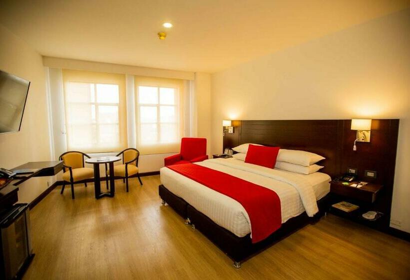 スタンダードルーム, Dann Carlton Cali