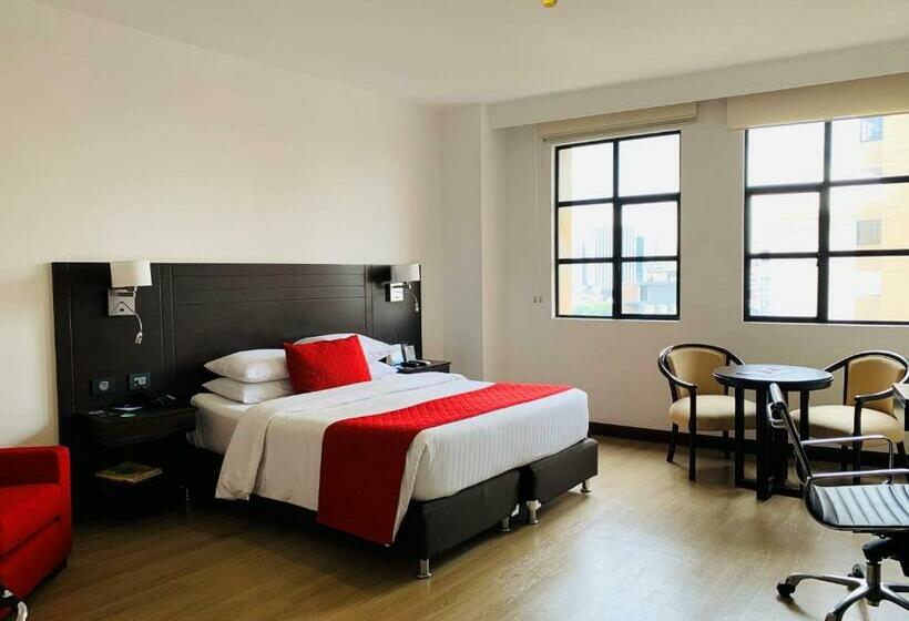 スタンダードルーム, Dann Carlton Cali