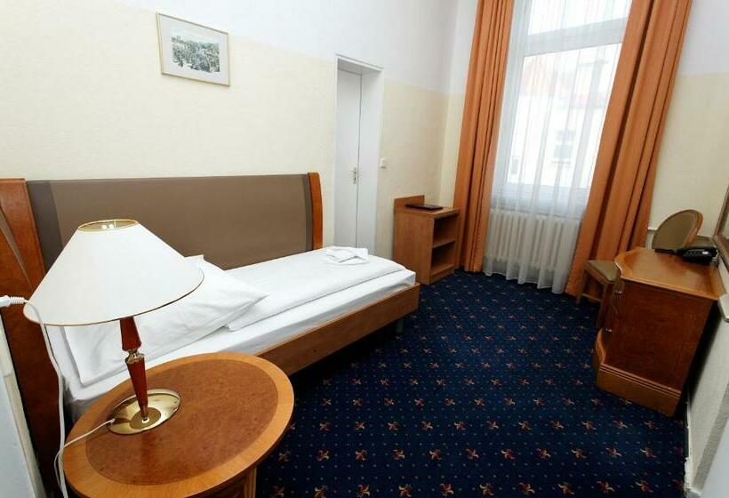 اتاق استاندارد یک نفره, Europa City