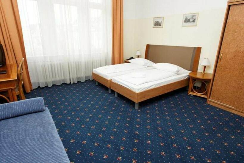 اتاق استاندارد سه نفره, Europa City