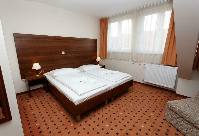 اتاق استاندارد, Europa City