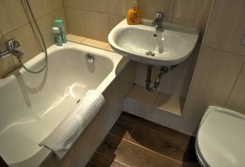 اتاق استاندارد, Europa City