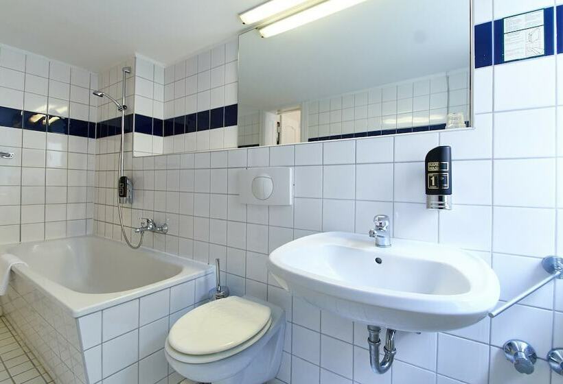 اتاق استاندارد, Europa City