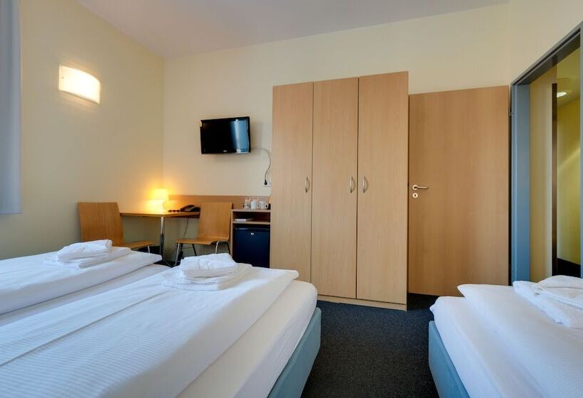 اتاق استاندارد سه نفره, Familienhotel Citylight