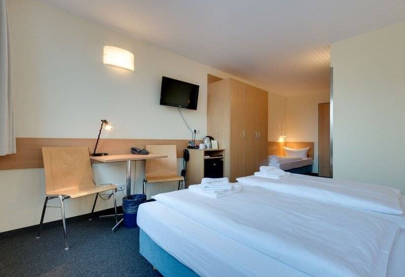اتاق استاندارد سه نفره, Familienhotel Citylight