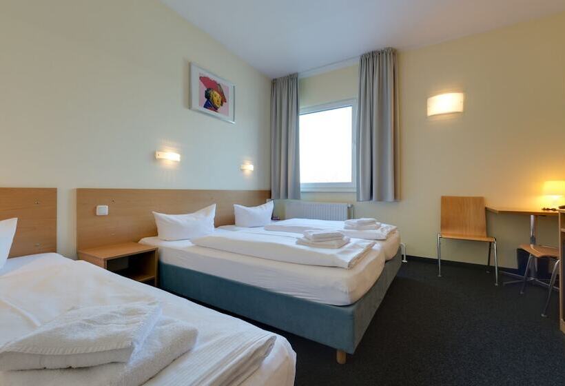 اتاق استاندارد سه نفره, Familienhotel Citylight