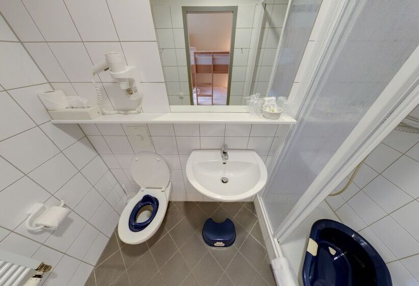 اتاق خانوادگی, Familienhotel Citylight