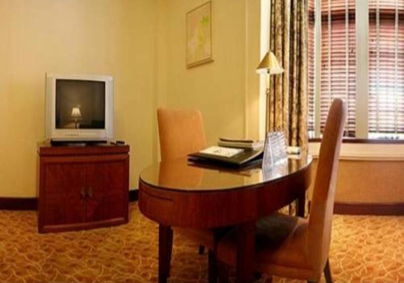 디럭스 스위트, Jin Jiang