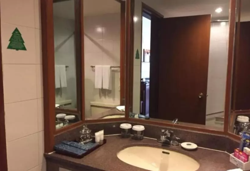 オーシャンビュースタンダードルーム, Huiquan Dynasty Hotel Qingdao