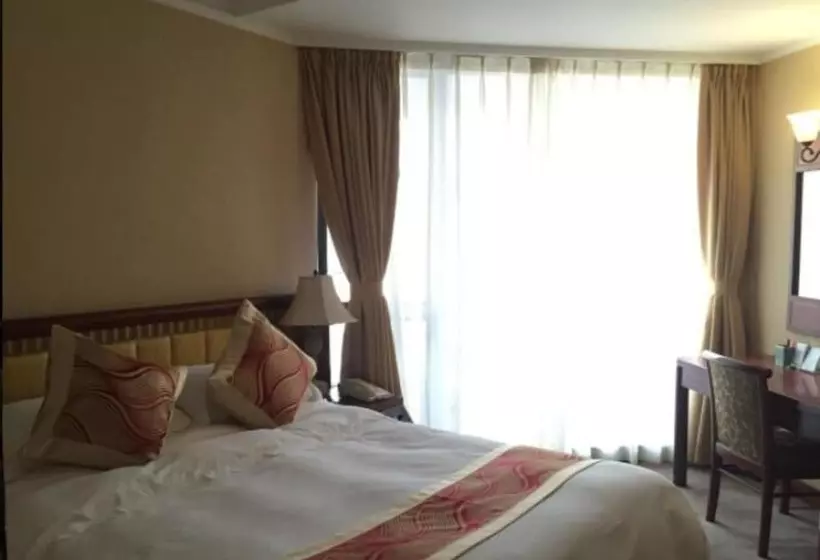 オーシャンビュースタンダードルーム, Huiquan Dynasty Hotel Qingdao