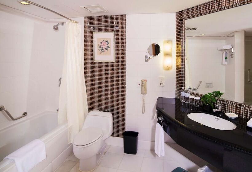 스탠다드 룸, Radisson Collection Hotel, Yangtze Shanghai